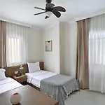 Lavinya 酒店 古托克布库