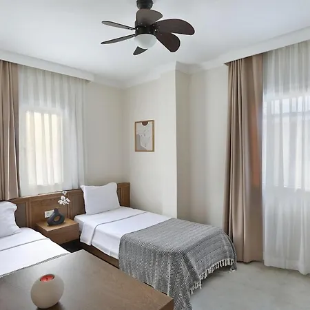 Lavinya Hotell Golturkbuku