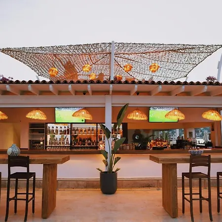 Lavinya Otel